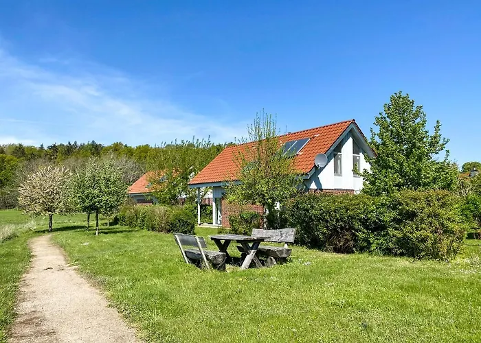 Holiday home Wiesengefluester E3 - Familienfreundlich Nur 3 Minuten Zum *